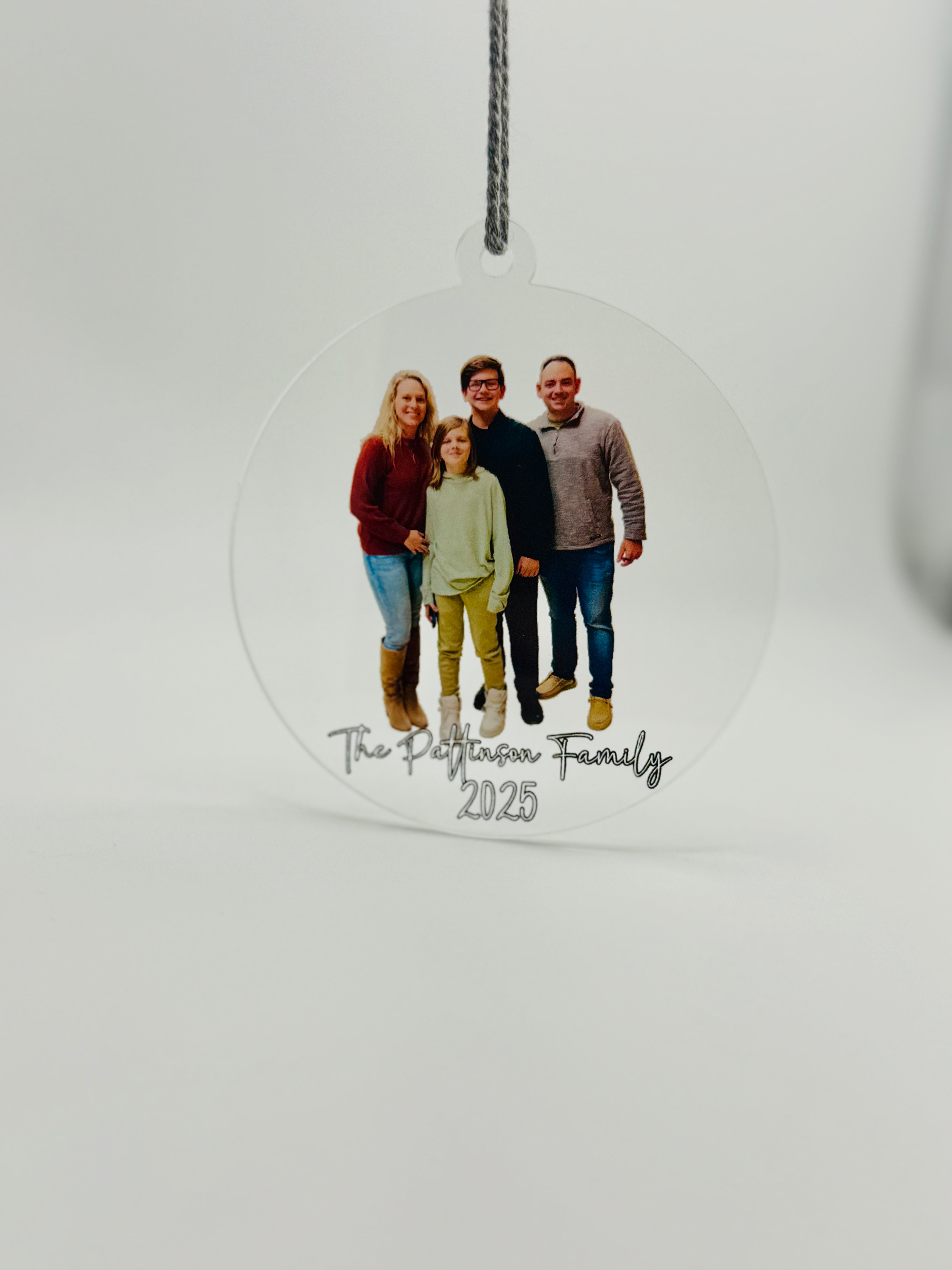 Custom Photo Ornament – Personalized Family Photo Keepsake | 2025 Holiday Gift
