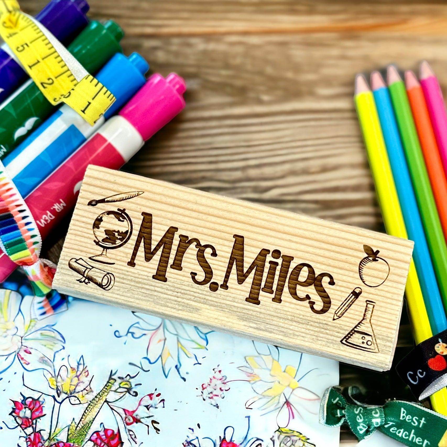 Bundle Teacher post it holder & dry eraser gift set, personalized teacher appreciation gift - Coastal Chaos LLC