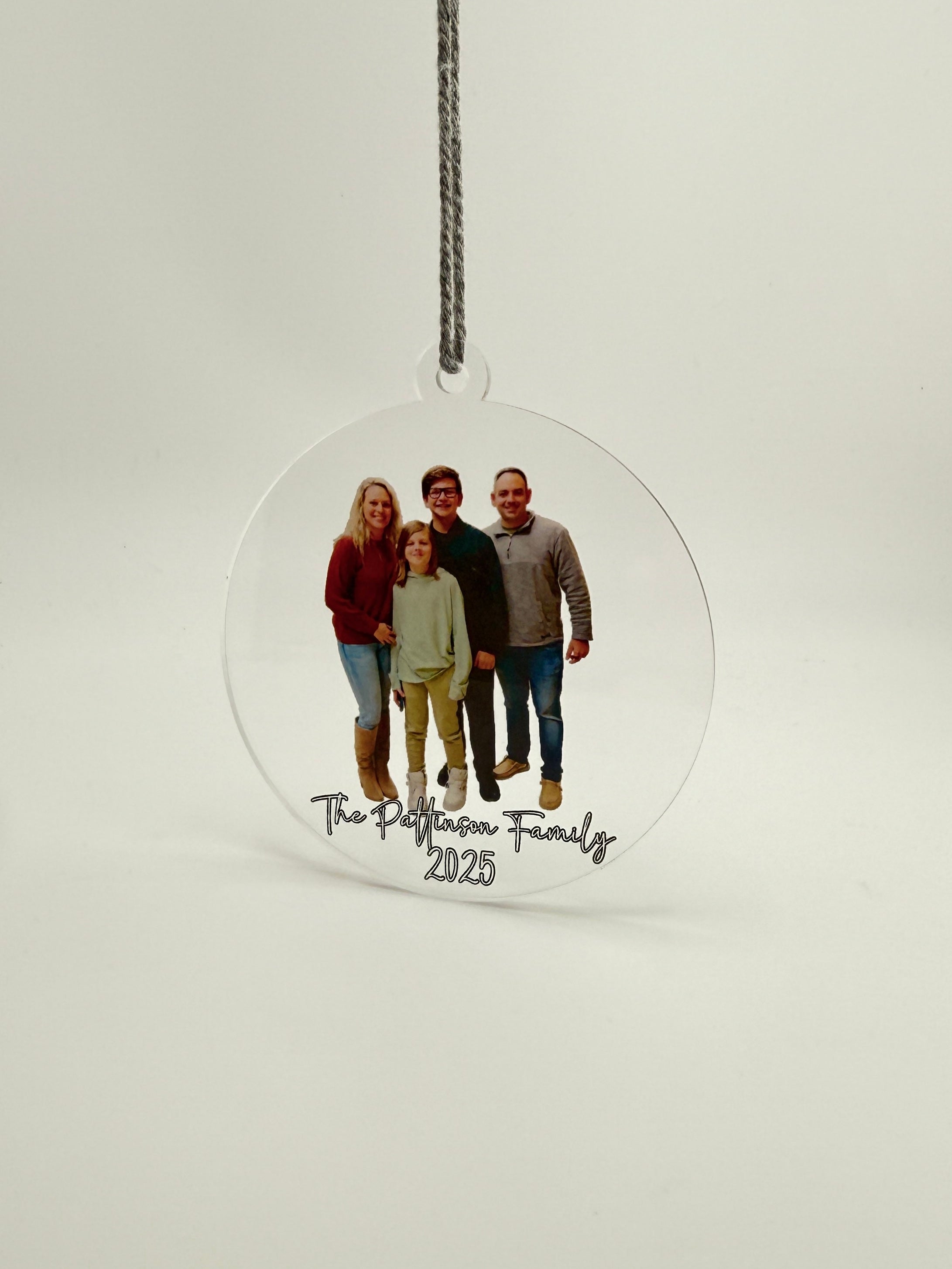 Custom Photo Ornament – Personalized Family Photo Keepsake | 2025 Holiday Gift