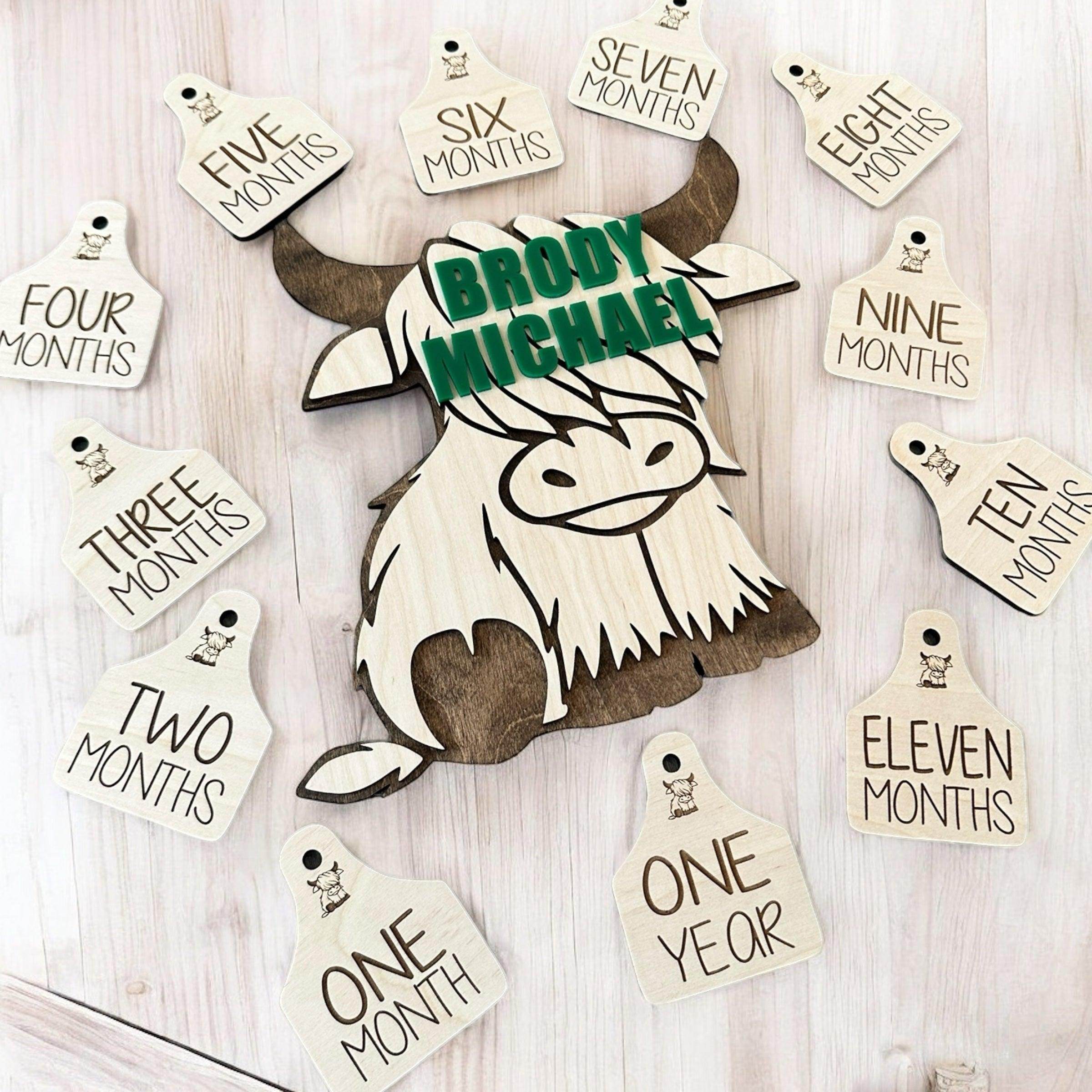 Cow baby milestone set, milestone set for baby pictures - Coastal Chaos LLC